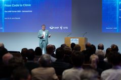 251201 TheLoop DSC3062