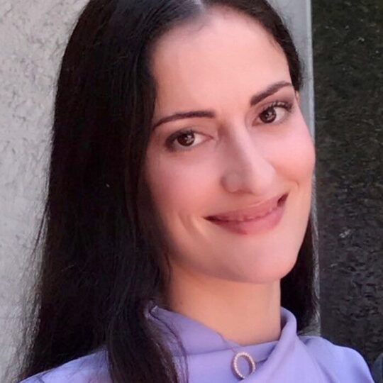 Sara Farbig